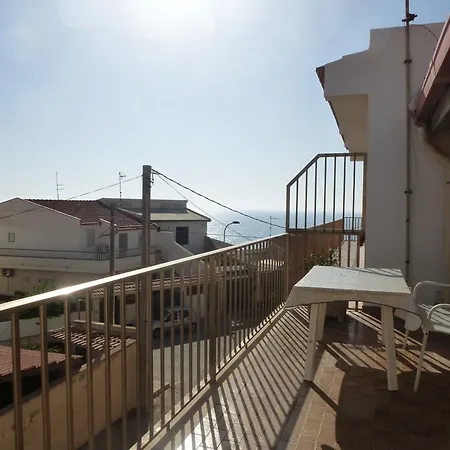 Casa Helenia Bruca * Cava dʼAliga