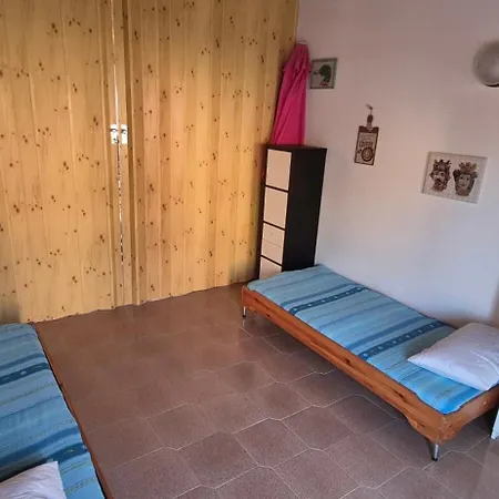Holiday home Casa Helenia Bruca
