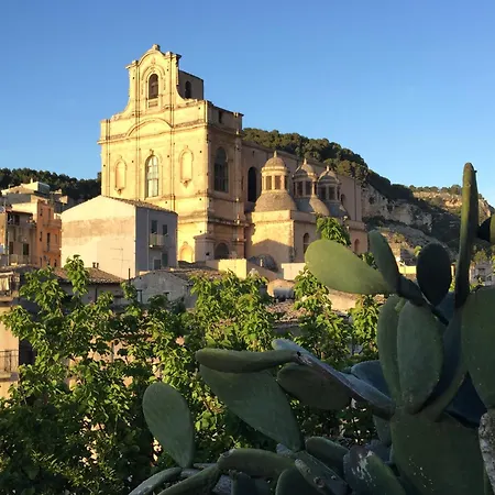 Casa Helenia Bruca Holiday home