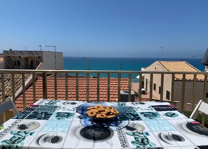 Casa Helenia Bruca Cava dʼAliga