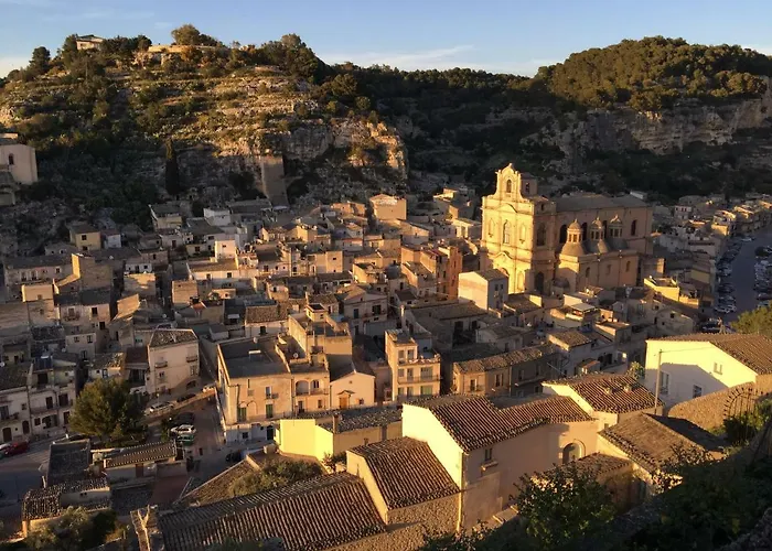 Casa Helenia Bruca 度假居 Cava dʼAliga